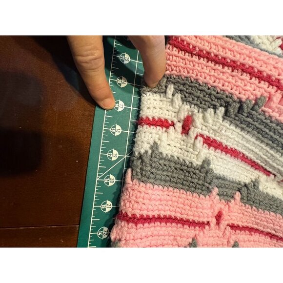 Vintage Crochet Afghan Blanket Throw Fringe grandma core - Picture 7 of 7